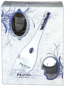 WÓDKA PRAVDA 0,7L / 40% + 2 SZKLANKI