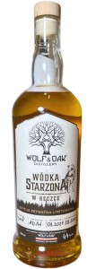 WÓDKA WOLF & OAK STARZONA W BECZCE 0,7L / 44%