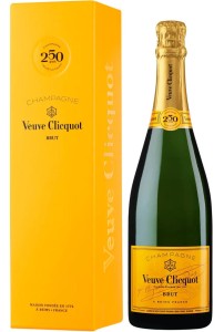 Szampan Veuve Cliquot Brut w kartoniku 0,75L / 12%
