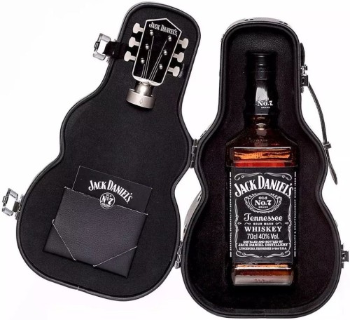 Jack Daniel's No.7 Guitar Pack