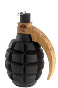Wódka Dębowa Polska Excellent Granat Zaczepny 0,5L / 40%