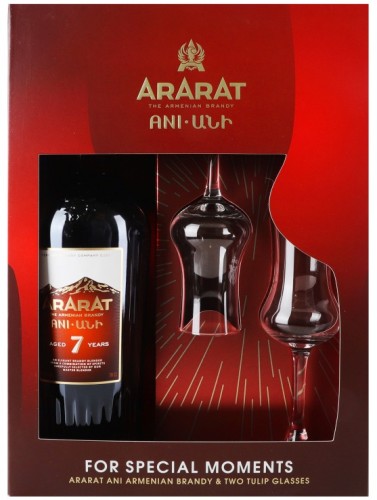 Ararat 7 yo Ani ze szklankami
