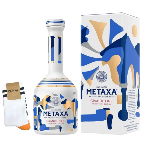metaxa grande fine ze skarpetkami.png