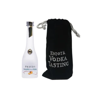 Wódka Pravda Pineapple mini z woreczkiem 0,05L / 37,5%