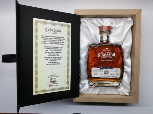 polska wodka starzona w beczkach.jpg