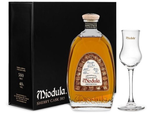 WÓDKA MIODULA PREZYDENCKA LEŻAKOWANA SHERRY CASK 2015.jpg