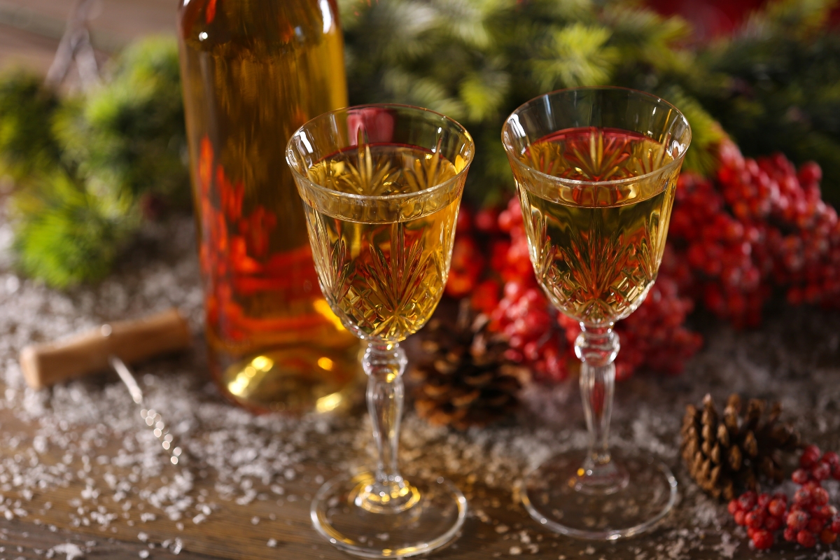 Alkohol na święta: co podać do wigilii, świąt i sylwestra?